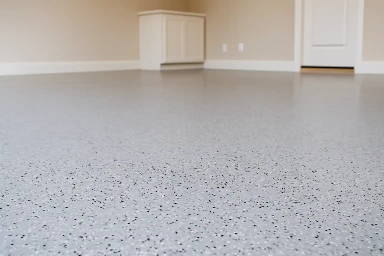 Anti-Slip Flake Coating